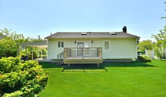 79 Columbus Blvd, Amityville, NY 11701