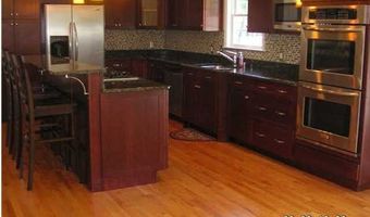 528 Vanderbilt Ave, Bayville, NJ 08721