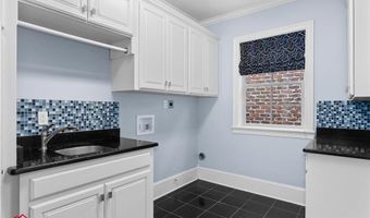 105 Calais Ct, Bossier City, LA 71111
