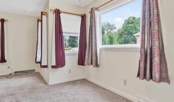 1107 N 13th St, Beatrice, NE 68310