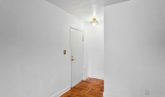 1301 N ODE St 115, Arlington, VA 22209