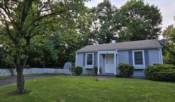 12 Wistar Ct, Darien, CT 06820