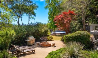 1275 Summit Lake Dr, Angwin, CA 94508