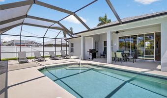 426 SE 22nd St, Cape Coral, FL 33990