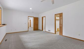 7690 Gibraltar Ter, Apple Valley, MN 55124