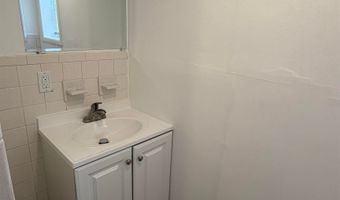 24 N Vermont Ave, Atlantic City, NJ 08401