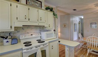104 Caladium Ct, Barefoot Bay, FL 32976