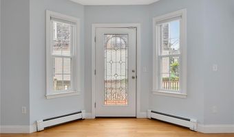 1 Slocum St, Newport, RI 02840