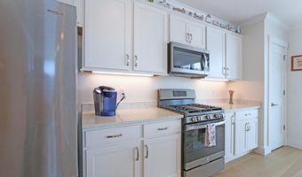 7 Longview Dr 209, Atkinson, NH 03811