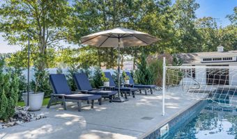 23 Pelican Dr, Bayville, NJ 08721