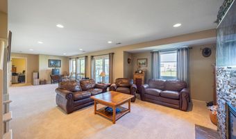 417 33rd St SW, Altoona, IA 50009
