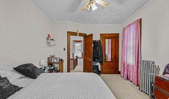 35 Perry St, Belleville, NJ 07109