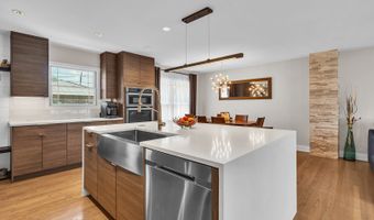 957 N HOWARD Ave, Addison, IL 60101