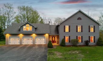 34 Goldsbury Woods Rd, Barre, VT 05641