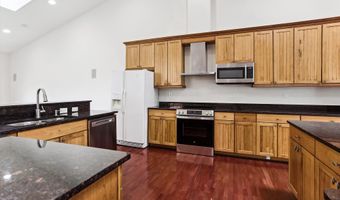 9915 ASHBURTON Ln, Bethesda, MD 20817