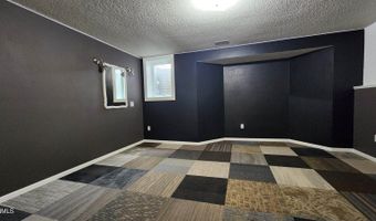 2630 Henry St, Bismarck, ND 58503