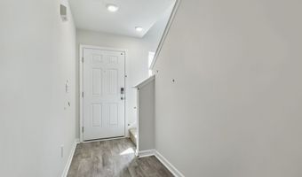 219 Maddox Dr, Aberdeen, NC 28315