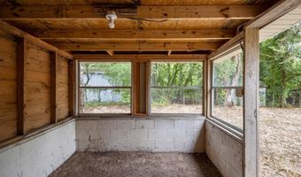 111 N 1st St, Benton, AR 72015