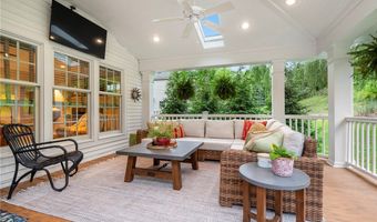 114 Golfview Dr, Adams Twp., PA 15044