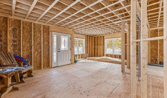 198 Senator Black Rd, Baldwin, ME 04091