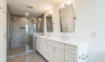 25 N RIDGE Ave A, Ambler, PA 19002