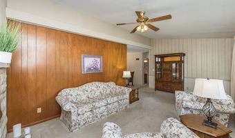 737 Smith Dr, Ballwin, MO 63011