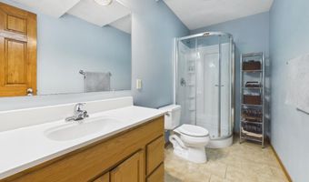 816 E Pine St, Brandon, SD 57005
