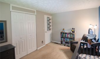 2220 Elm Trace St, Austintown, OH 44515