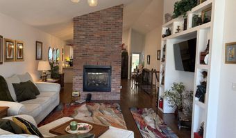 214 PALM SPRINGS Ave, Cheyenne, WY 82009