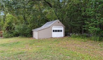 135 Lippitt Ave, Cranston, RI 02921