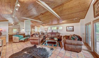 1009 N Loop Rd, Alpine, TX 79854