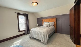 1403 N ONEIDA St, Appleton, WI 54911