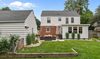 1521 S MEMORIAL Dr, Appleton, WI 54915