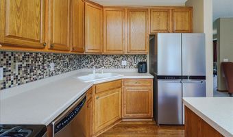 15826 Frisian Ln, Apple Valley, MN 55124