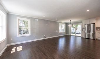 122 Canal St, Blackstone, MA 01504