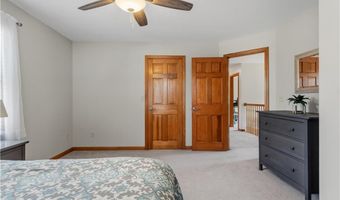 3 Courtney Ln, Hopkinton, RI 02832