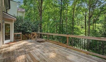 4802 Thornwood Dr, Acworth, GA 30102