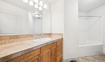 20707 YUKON St, Aurora, OR 97002