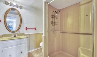 913 E Sycamore, Altus, OK 73521