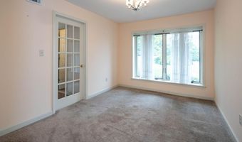 153 12th St, Belford, NJ 07718