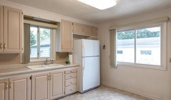 2114 N RICHMOND St, Appleton, WI 54911