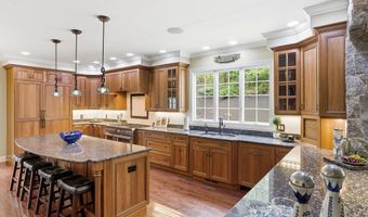 25 Ellison Dr, Bedford, NH 03110
