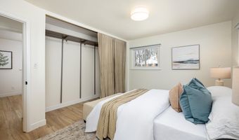 4120 Woodland Dr, Ann Arbor, MI 48103