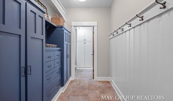 5254 Canyon River Dr NE, Ada, MI 49301