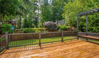 10425 Cranchester Way, Alpharetta, GA 30022
