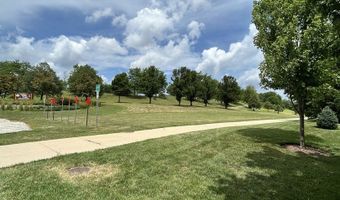 952 W Happfield Dr 2828, Arlington Heights, IL 60004
