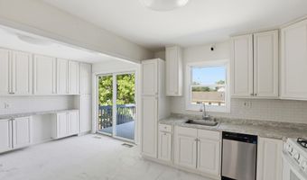 816 Berkeley Ave, Beachwood, NJ 08722