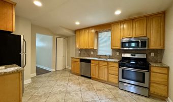 993 Lindley St 1, Bridgeport, CT 06606