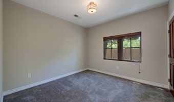 2204 Via Granada Pl NW, Albuquerque, NM 87104