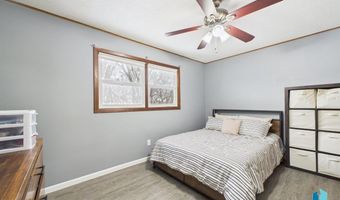 318 Elm Ave, Baltic, SD 57003